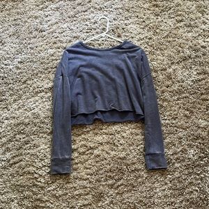 ❤️must order 2 or more items❤️ Cute purple/blue crop top